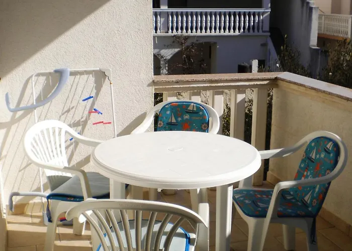 Maria Apartamento Nin